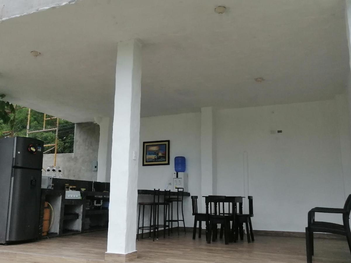 Palmendros Hosteria Montanita Exterior photo