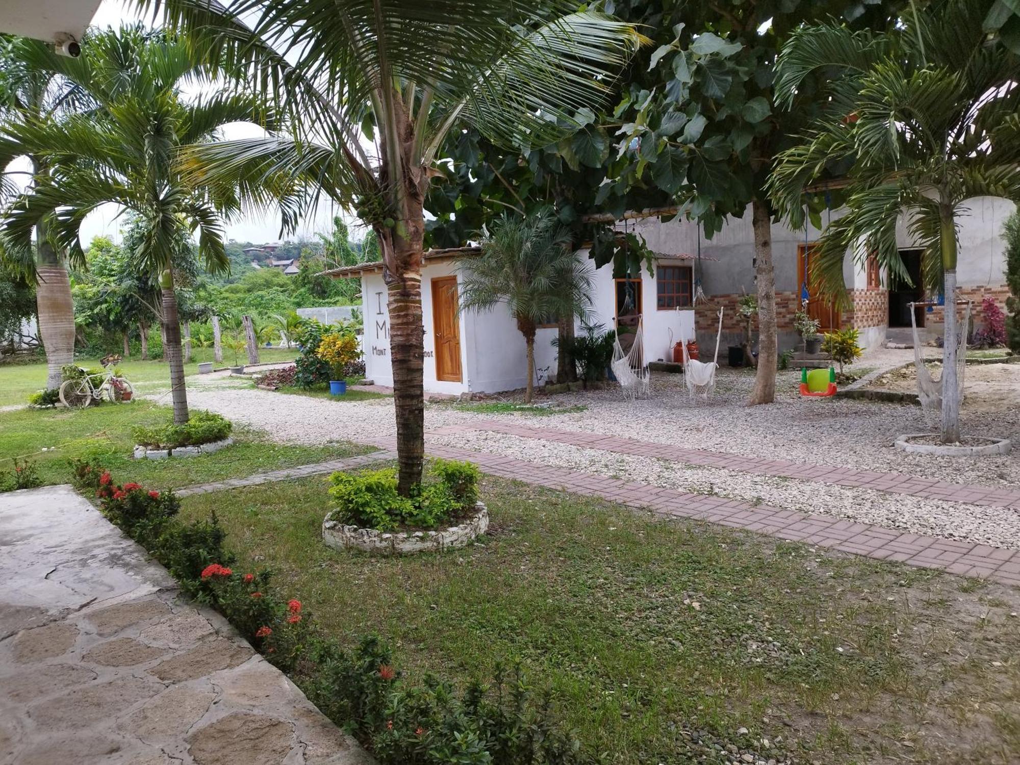 Palmendros Hosteria Montanita Exterior photo